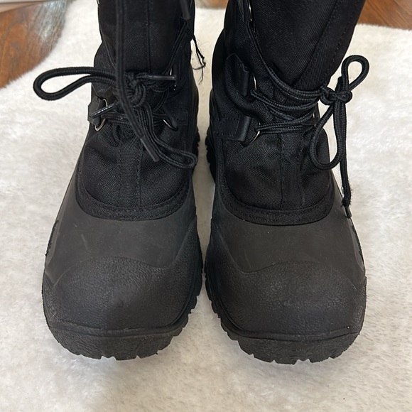 Kamik winter boots - Picture 2 of 8